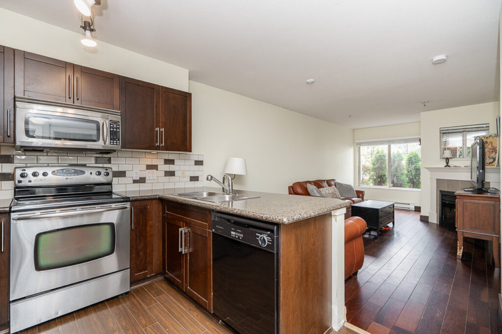 Unit 114 2468 Atkins Avenue Port Coquitlam-7