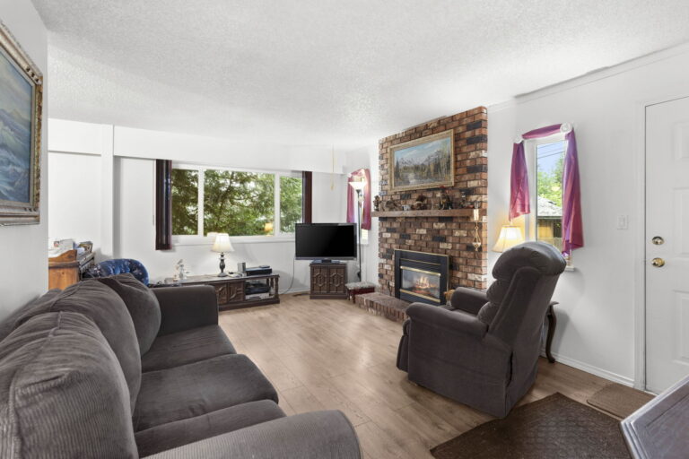 11-web-or-mls-Photo-11 (5)