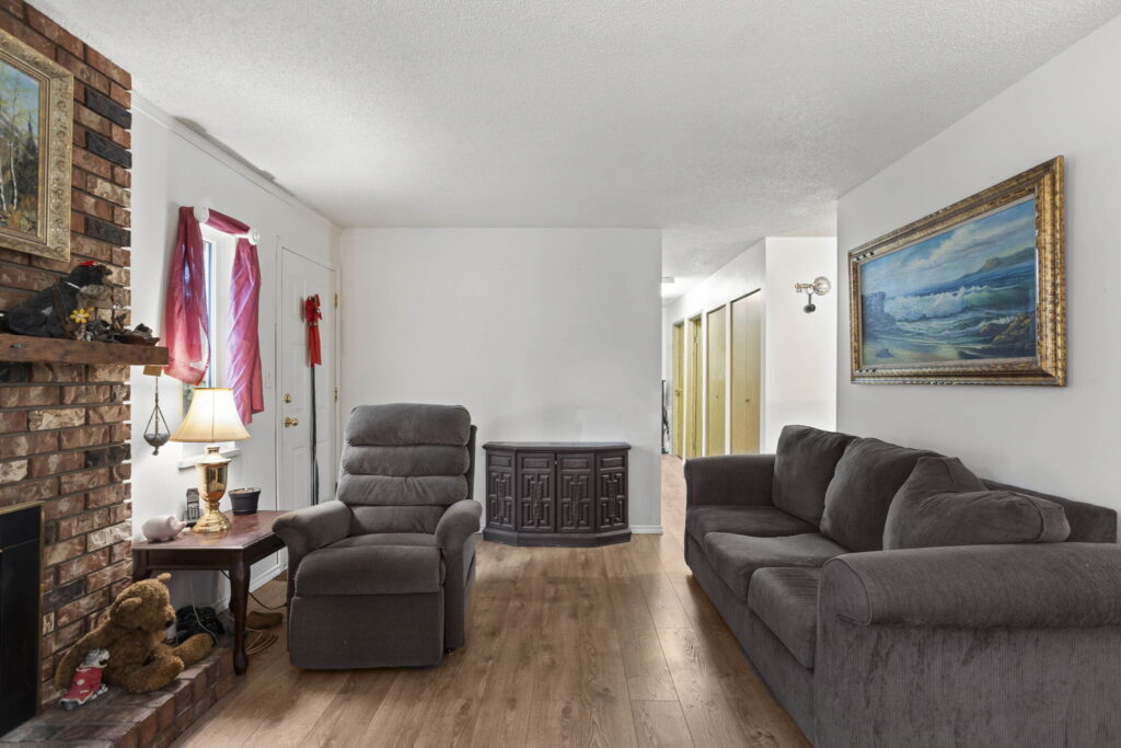 14-web-or-mls-Photo-14 (5)