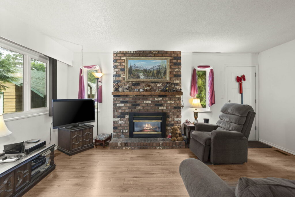16-web-or-mls-Photo-16 (5)