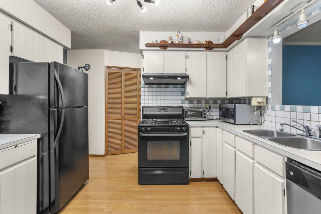 19-web-or-mls-Photo-19 (6)
