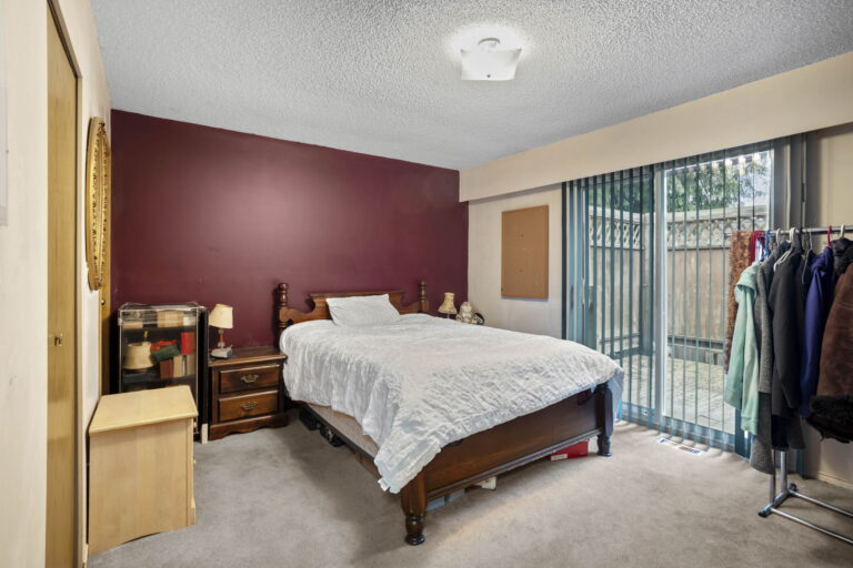 25-web-or-mls-Photo-25 (3)