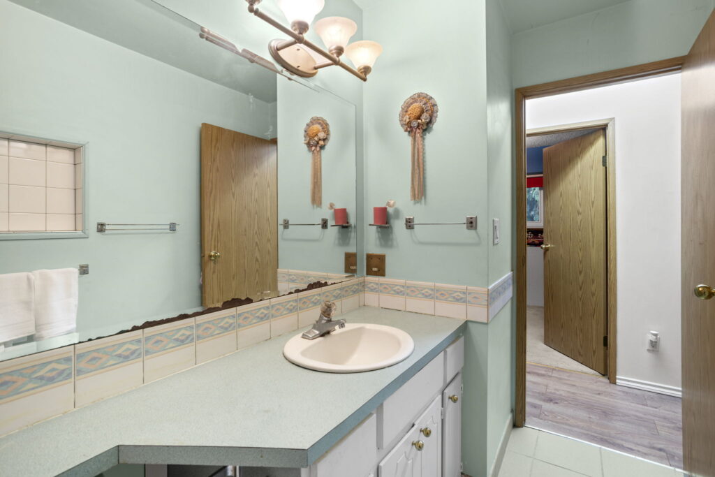 28-web-or-mls-Photo-28 (6)