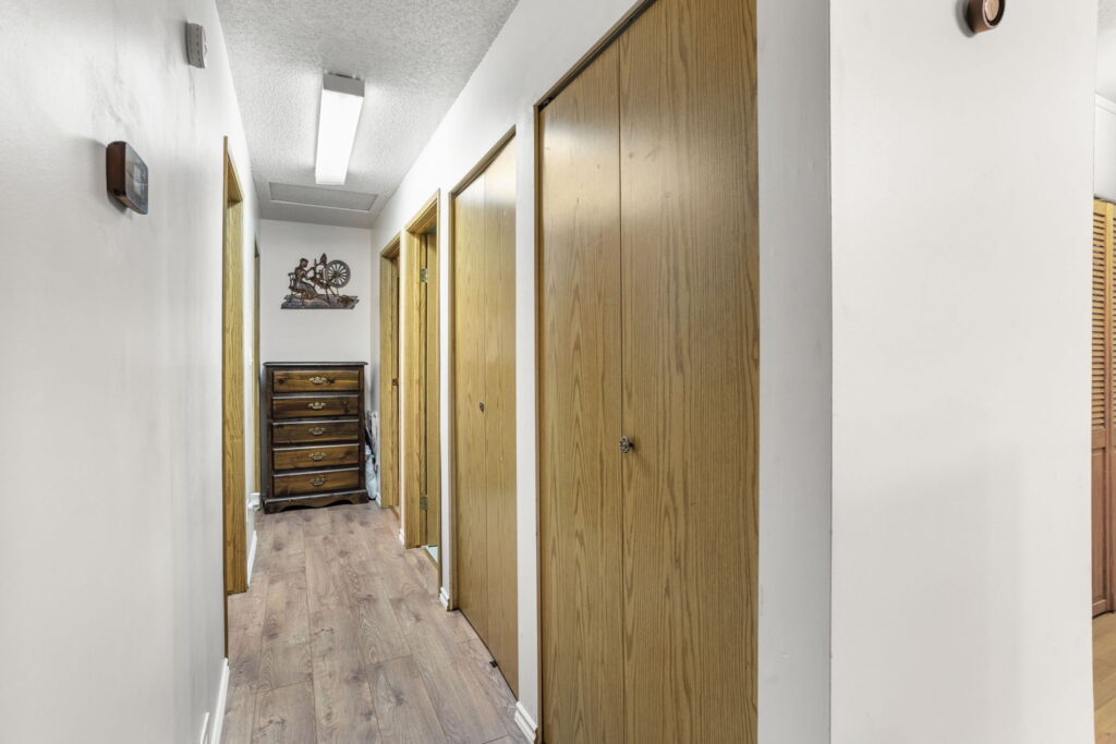 33-web-or-mls-Photo-33 (3)