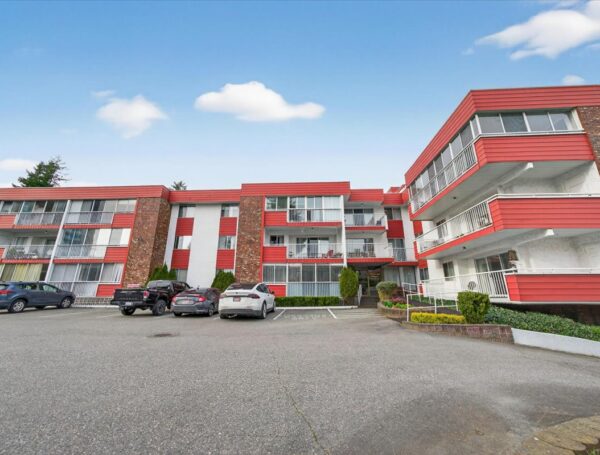 For Sale: 104 32025 Tims Avenue, Abbotsford BC