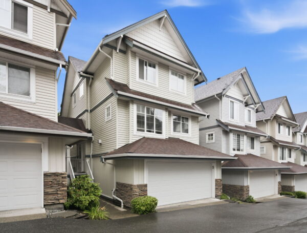 For Sale: 5 20582 67 Avenue, Langley BC