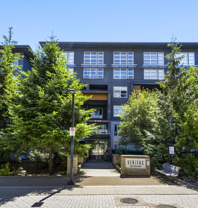 For Sale: 502 9168 Slopes Mews, Burnaby BC 