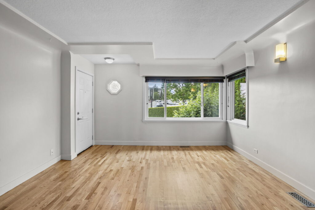 10-web-or-mls-Photo-10