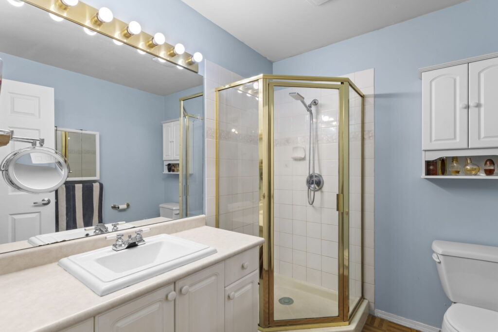23-web-or-mls-Photo-23 (6)
