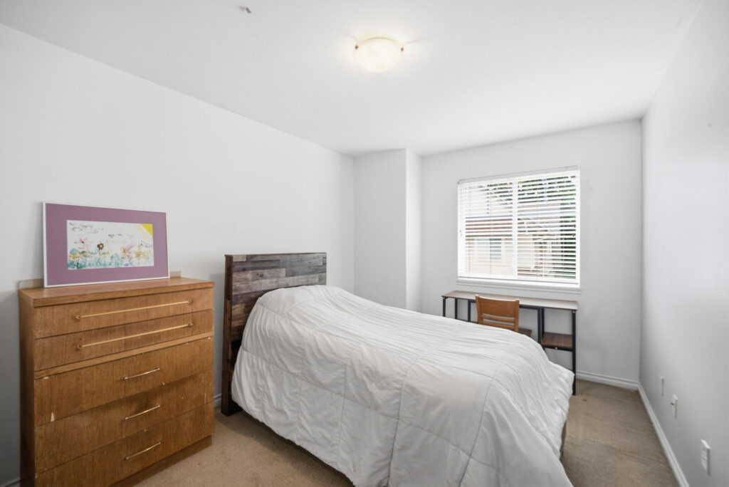 26-web-or-mls-Photo-26