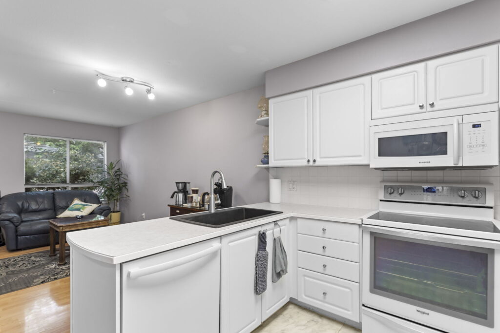 30-web-or-mls-Photo-30 (6)
