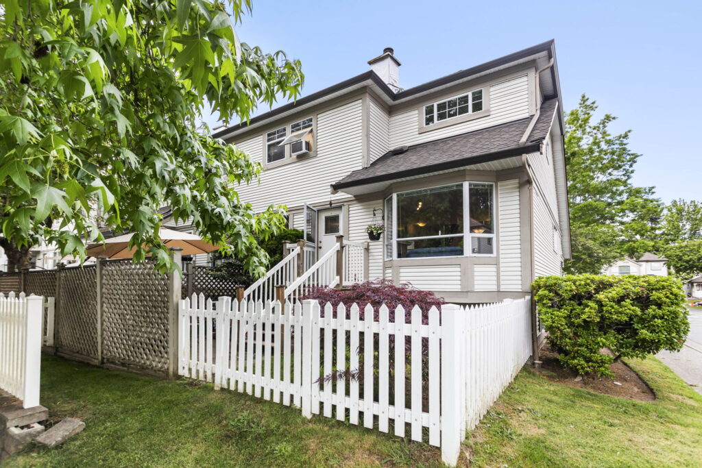 40-web-or-mls-Photo-40 (2)
