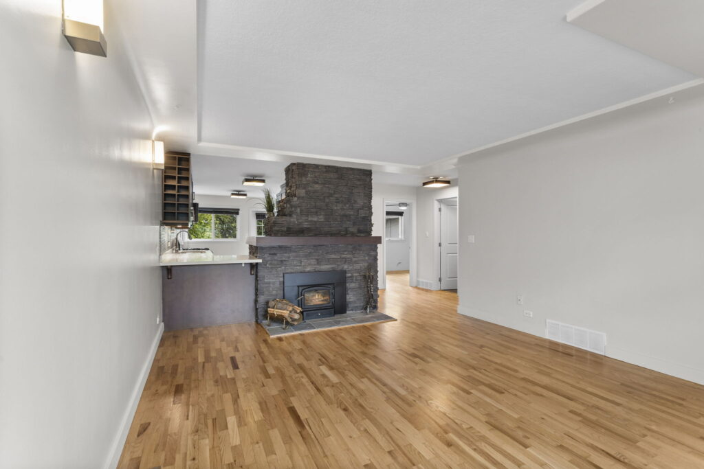 8-web-or-mls-Photo-8