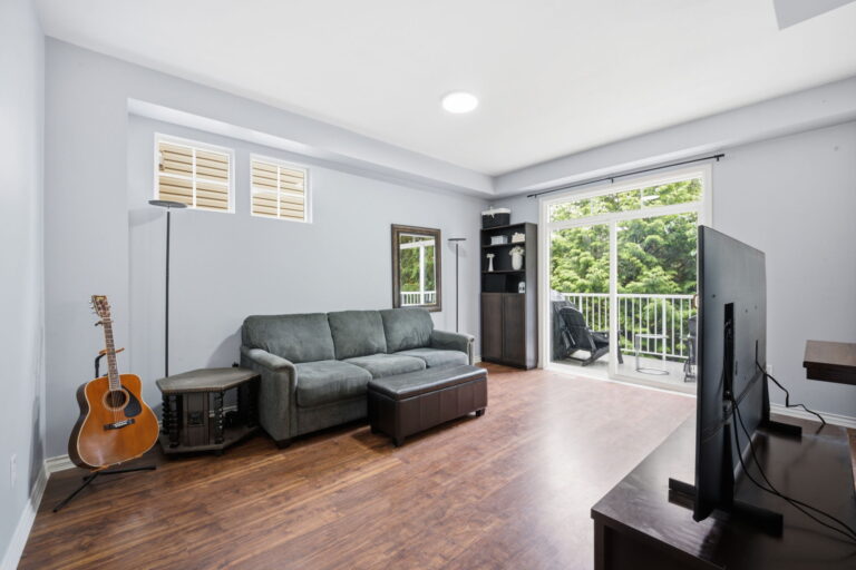 8-web-or-mls-Photo-8